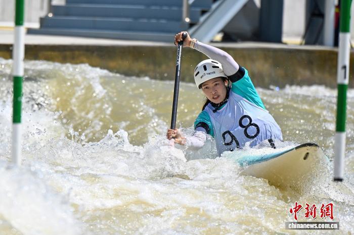 om, Oo, 激流回旋