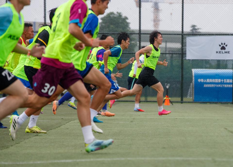 岁最小, 园足球高水