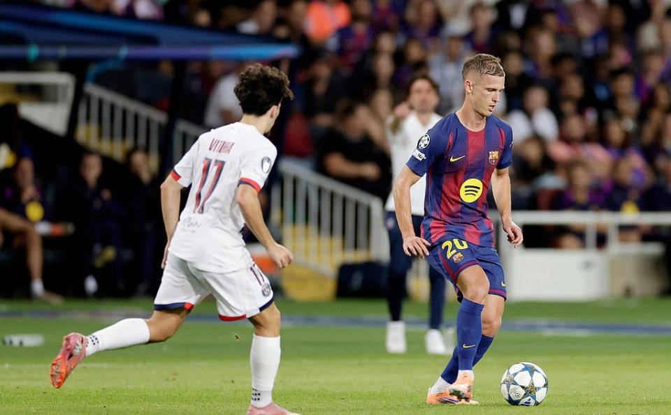 B莱比锡转, 册问题曾费